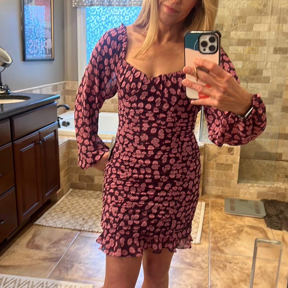 Brand NWT Lush Sangria Pink floral dress Size Small
